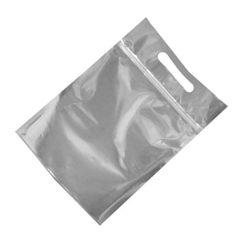 Грипперы белые с прорубной ручкой, 22×32 см, 115 мкм